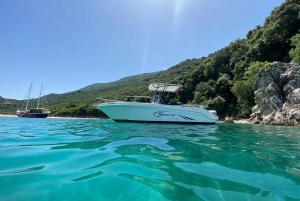 Saranda: rejs łodzią z 6 przystankami + darmowy drink i snorkeling