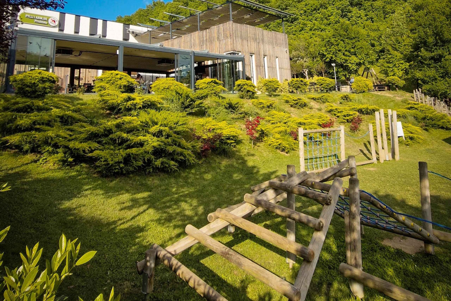 Kosowo: Sanktuarium Niedźwiedzia w Prisztinie (wycieczka z przewodnikiem i transfer)