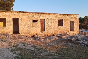 Saranda: comunismo, vistas panorámicas, monasterio y mezquita