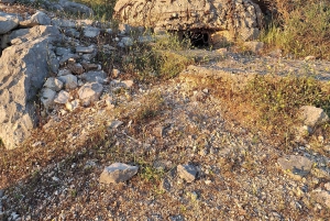 Saranda: comunismo, vistas panorámicas, monasterio y mezquita