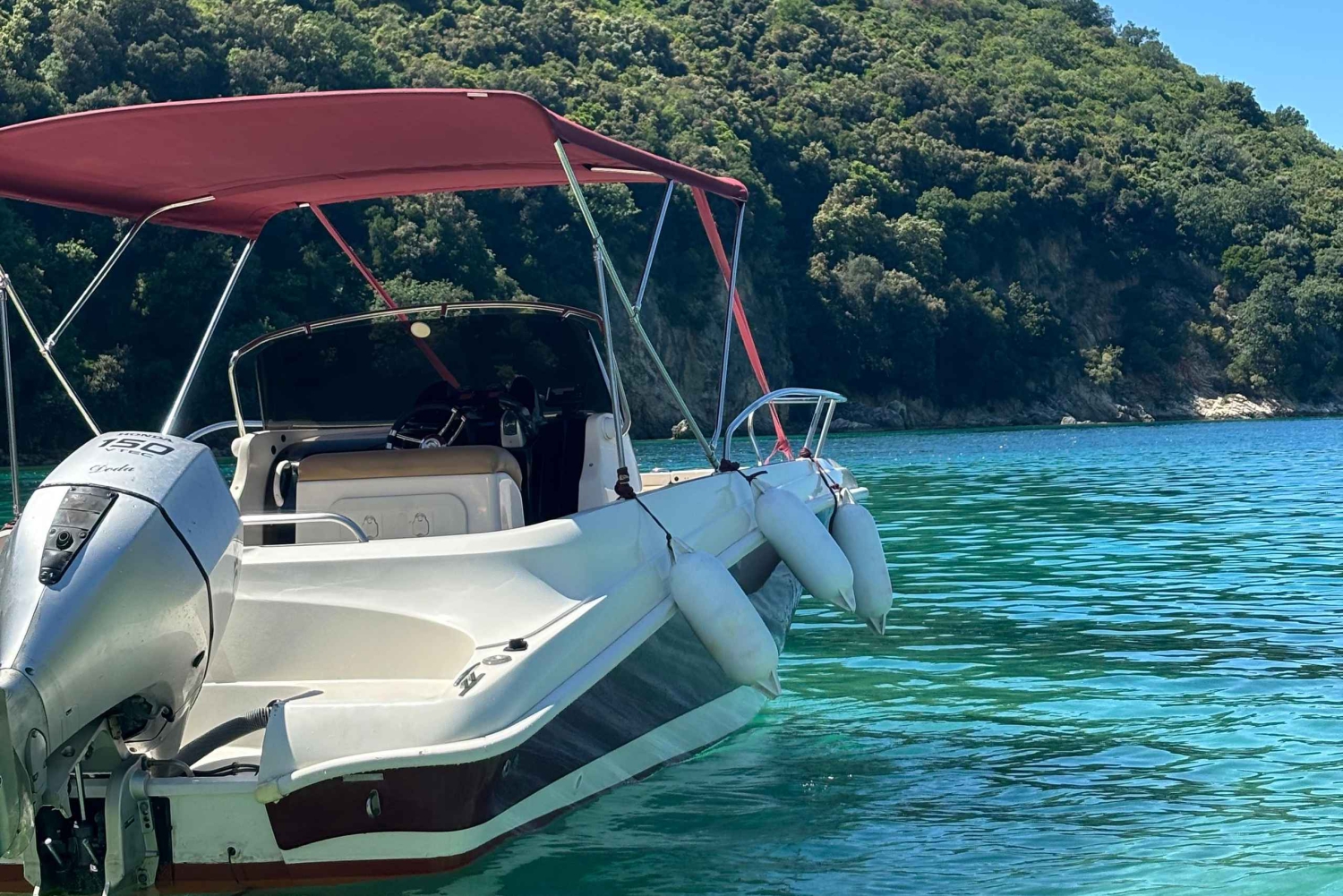 Tour privado en barco por Saranda