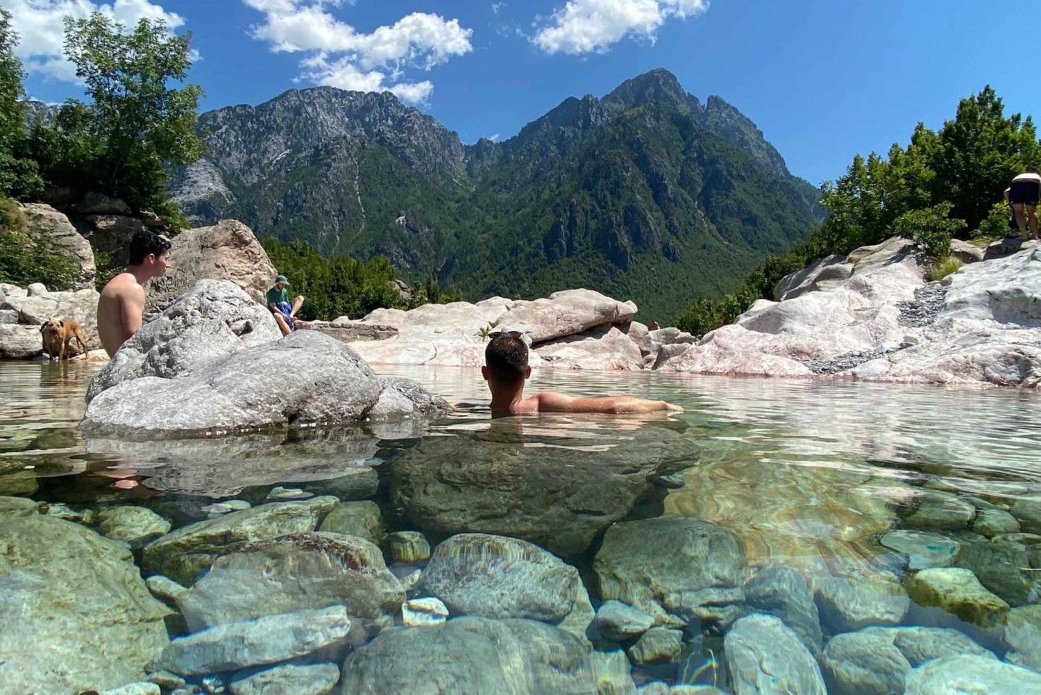 Shkodra: Albanische Alpen und Dorf Theth – Tagestour