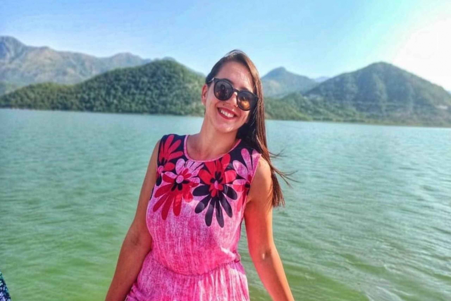 スカダル湖クルーズ - ヴィルパザール - コム修道院 - ヴィルパザール