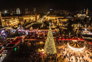 Tirana: Magisk jule-byvandring med en drink