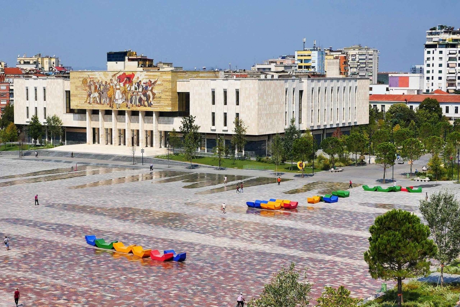 Wycieczka piesza po Tiranie; wycieczka z przewodnikiem w małej grupie