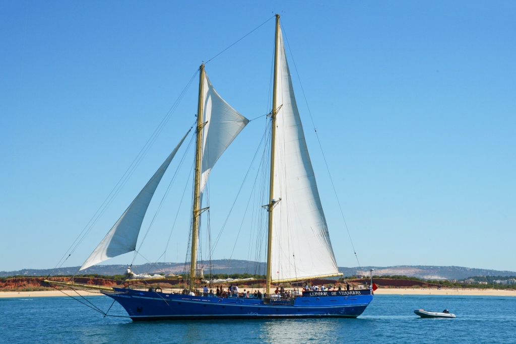 Condor de Vilamoura Rejsy Statkiem