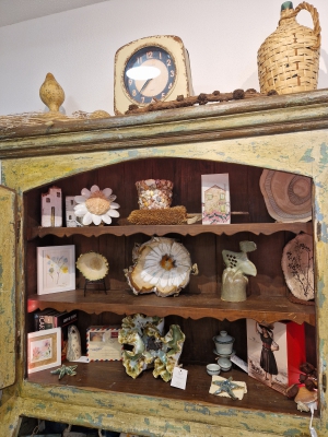 Etnoster Art And Craft Gallery