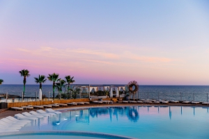 Beach Club Vale do Lobo and WELL Beach & Watersports