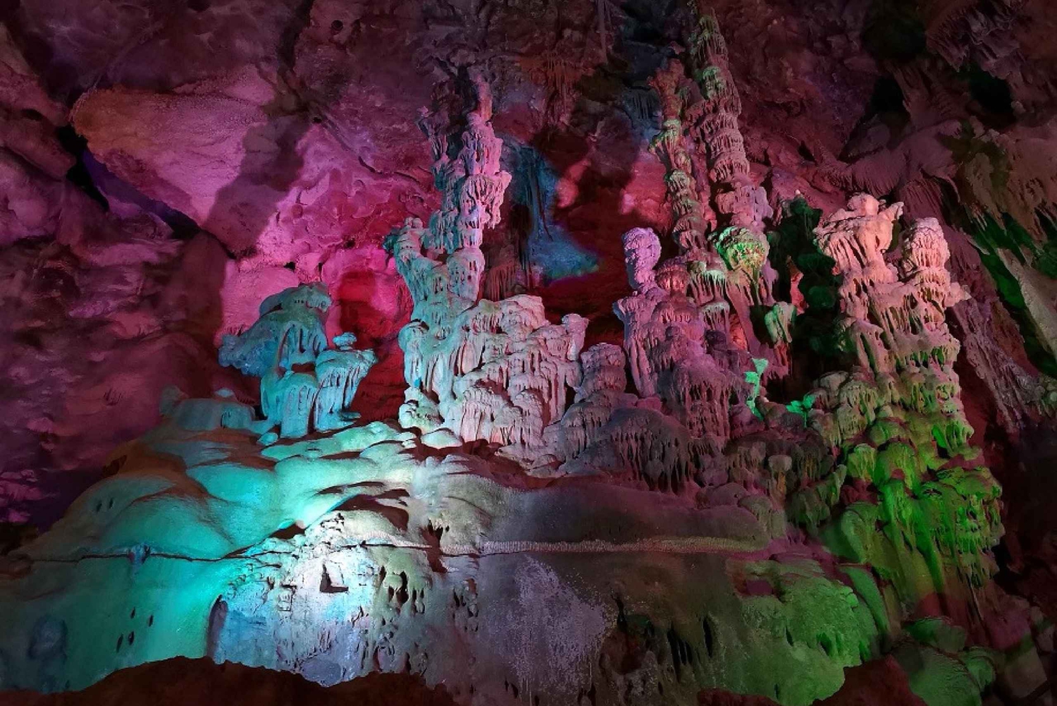 Alicante: a caverna mais alta de Espanha, com transporte incluso