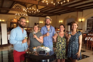 Alicante: Adega antiga com degustações e igreja em estilo Gaudí