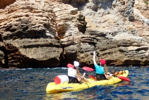 ベニドルム：ガイド付きカヤックツアー（シュノーケリングと写真撮影付き）