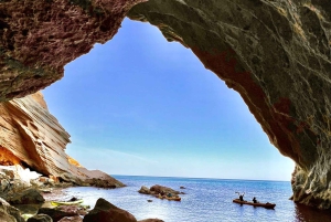 ベニドルム：ガイド付きカヤックツアー（シュノーケリングと写真撮影付き）