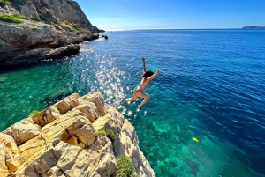 ハベア：カラ タンゴとサン アントニオ自然保護区のカヤック ツアー