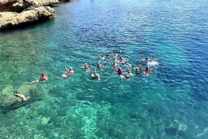 ハベア：カラ タンゴとサン アントニオ自然保護区のカヤック ツアー