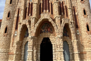 Vinresa med 3 provsmakningar och Castillo La Mola: Liten grupp