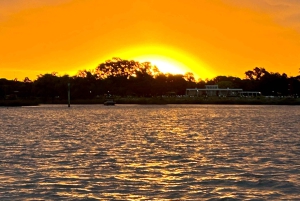 Żeglowanie w Buenos Aires o zachodzie słońca