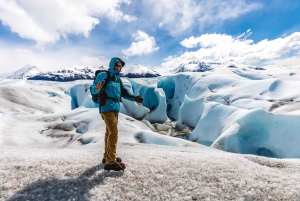 El Calafate: Perito Moreno Glacier Trekking Tour and Cruise