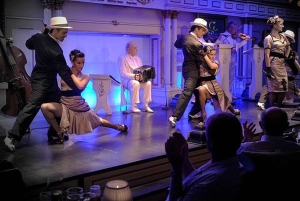 Gala Tango middagsshow med valgfri transport med klassisk buss