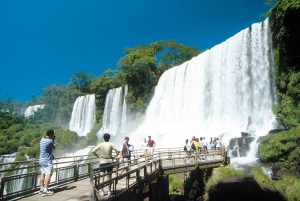 Puerto Iguazú: Tur til Iguazu-fossene med jeeptur og båttur