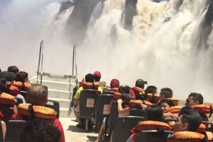 Puerto Iguazú: Tur til Iguazu-fossene med jeeptur og båttur