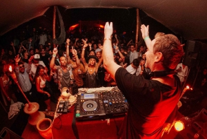 Mendoza: Las Palapas Sunset Party with Transfer