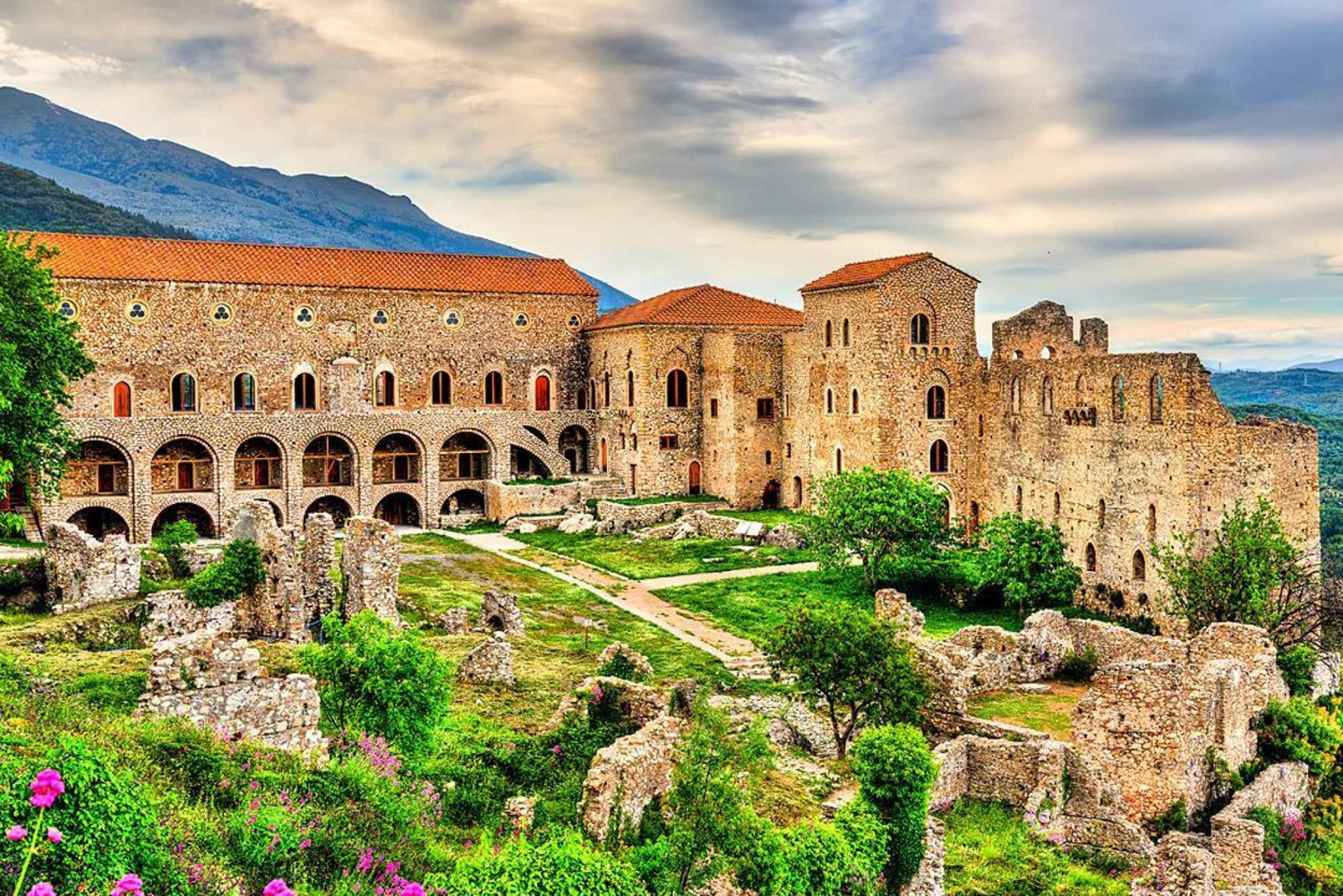 De Atenas: Viagem de 1 dia a Esparta Antiga e à região vinícola de Nemeia