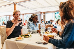 Athens: Delphi Day Trip with Licensed Guided Tour and Pickup