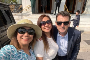 Atenas Tour de medio día en limusina y comida tradicional griega