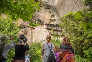 Athens: Meteora Monasteries & Caves Day Trip & Lunch Option