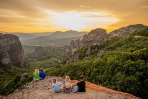 Athens: Meteora Monasteries & Caves Day Trip & Lunch Option