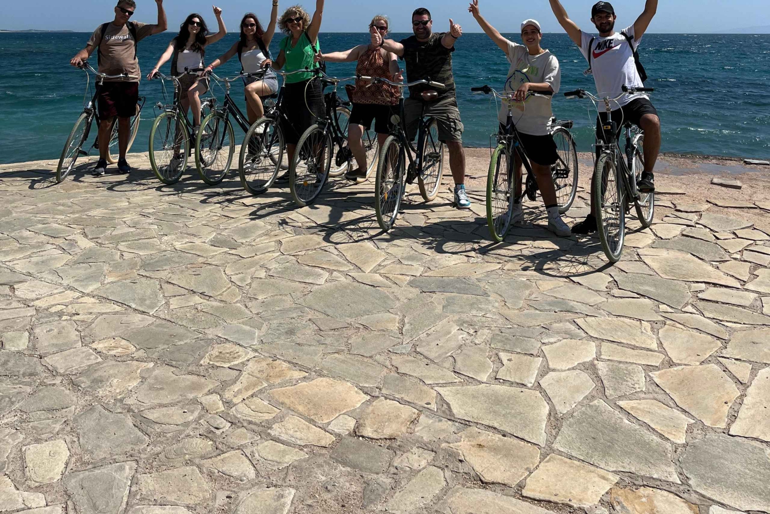 ビーチサイドサイクリングアドベンチャー：水泳休憩付きアテネツアー