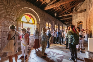 From Athens: Delphi and Meteora 2-Day Guided Tour