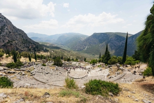 From Athens: Delphi and Meteora 2-Day Guided Tour
