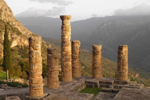 From Athens: Delphi and Meteora 2-Day Tour with Hotel