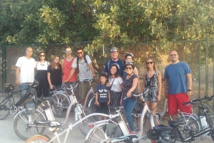 Historic Athens: Small Group Electric Bike Tour