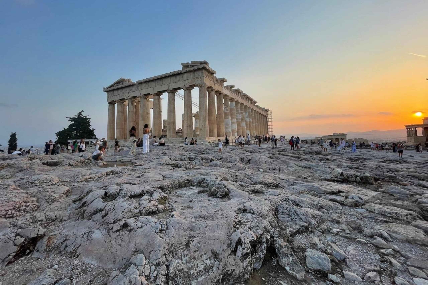 Atenas: Acrópolis al atardecer y tour guiado por el museo