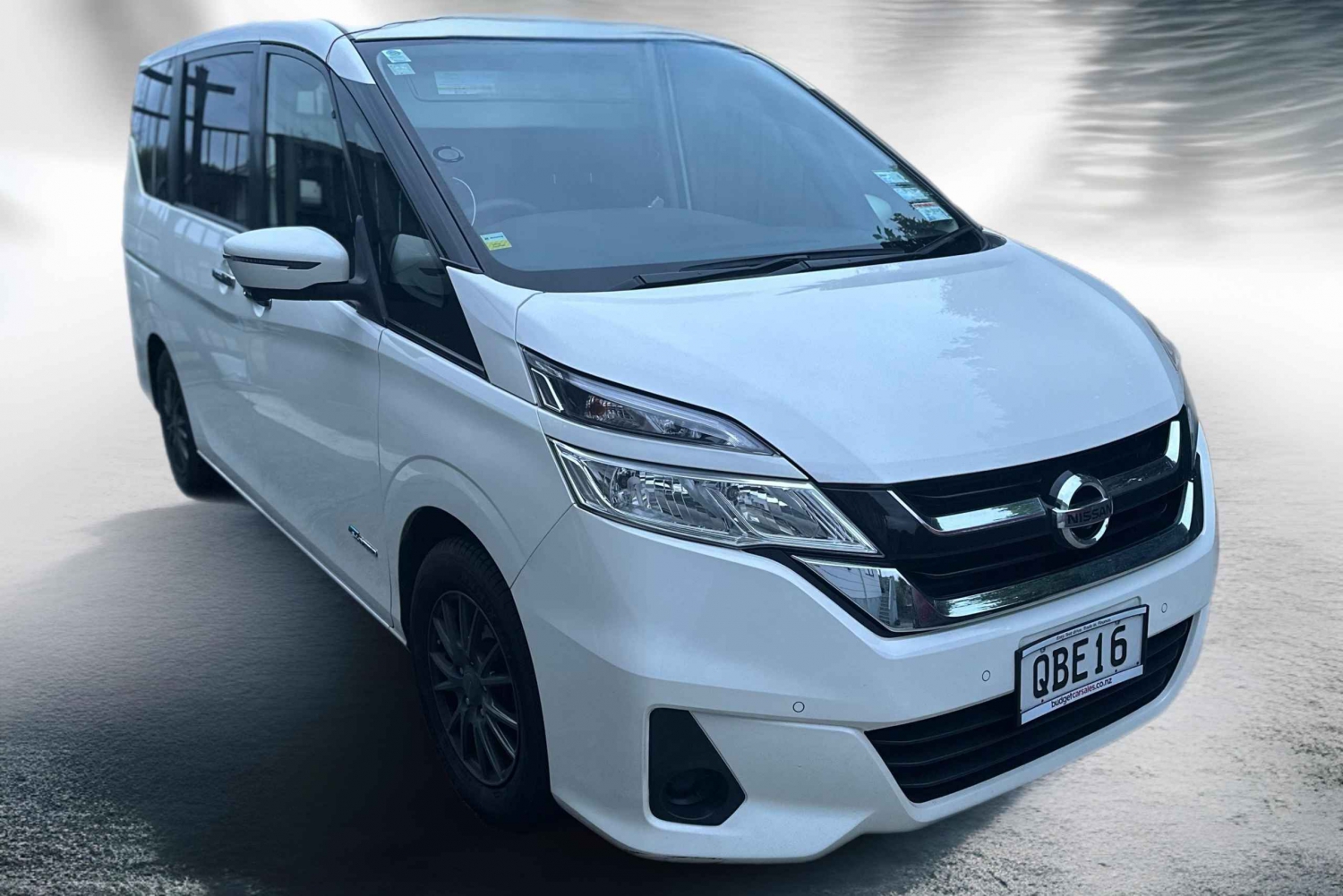 Auckland: Prywatny transfer w jedną stronę z lotniska do/z miasta minivan