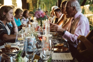 Waiheke Island: nip en proef 3 wijngaardenrondleiding met lunch