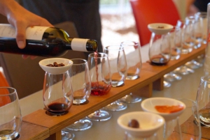 Waiheke Island: nip en proef 3 wijngaardenrondleiding met lunch