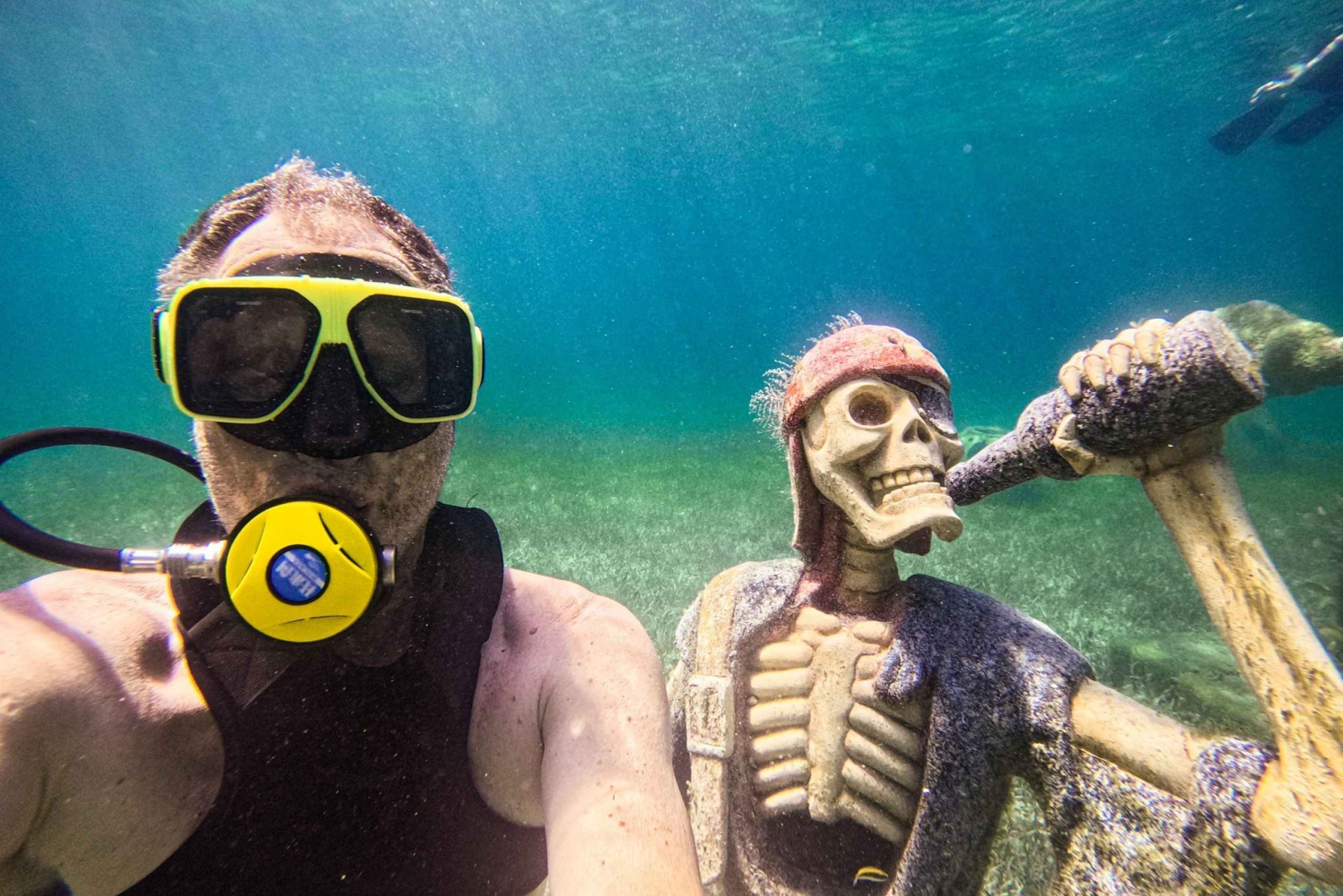 Nassau: SNUBA-dykning på ø-krydstogt med bahamansk frokost