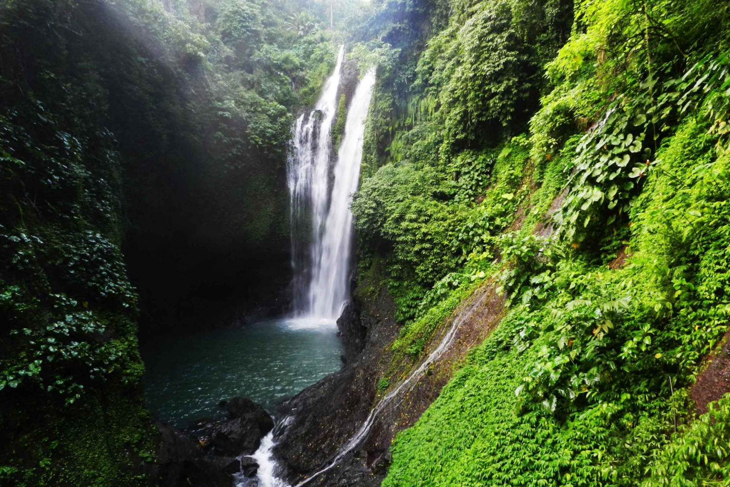 Bali: Sambangan Waterfalls Trekking, Sliding, & Jumping Trip