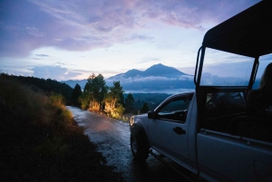 Mount Batur: Privat jeeptur ved solopgang og naturlige varme kilder