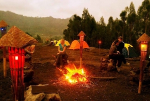 Mt. Batur : 2 jours de camping, randonnée au sommet et sources chaudes