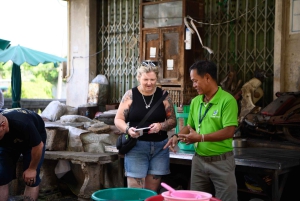 Bangkok: Bike and Canal Boat Tour with Lunch