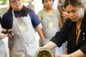 Bangkok: Hands-on Thai Cooking Class and Market Tour