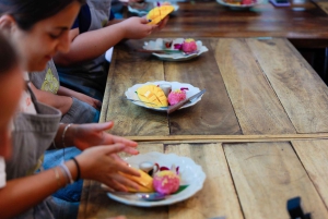 Bangkok: Hands-on Thai Cooking Class and Market Tour