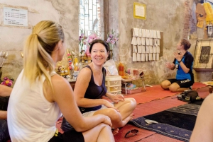 Bangkok Historic Neighborhoods: Morning Bike Tour