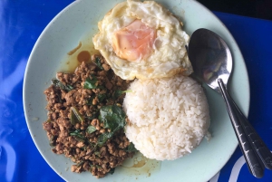 Best Of Bangkok: Temples & Long-tail Boat Tour with Lunch