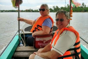 From Bangkok: Chachoengsao Tour and Bang Pakong River Cruise