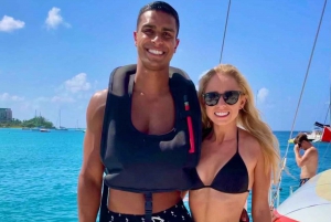 Barbados: Catamaran Tour with Snorkeling and Lunch